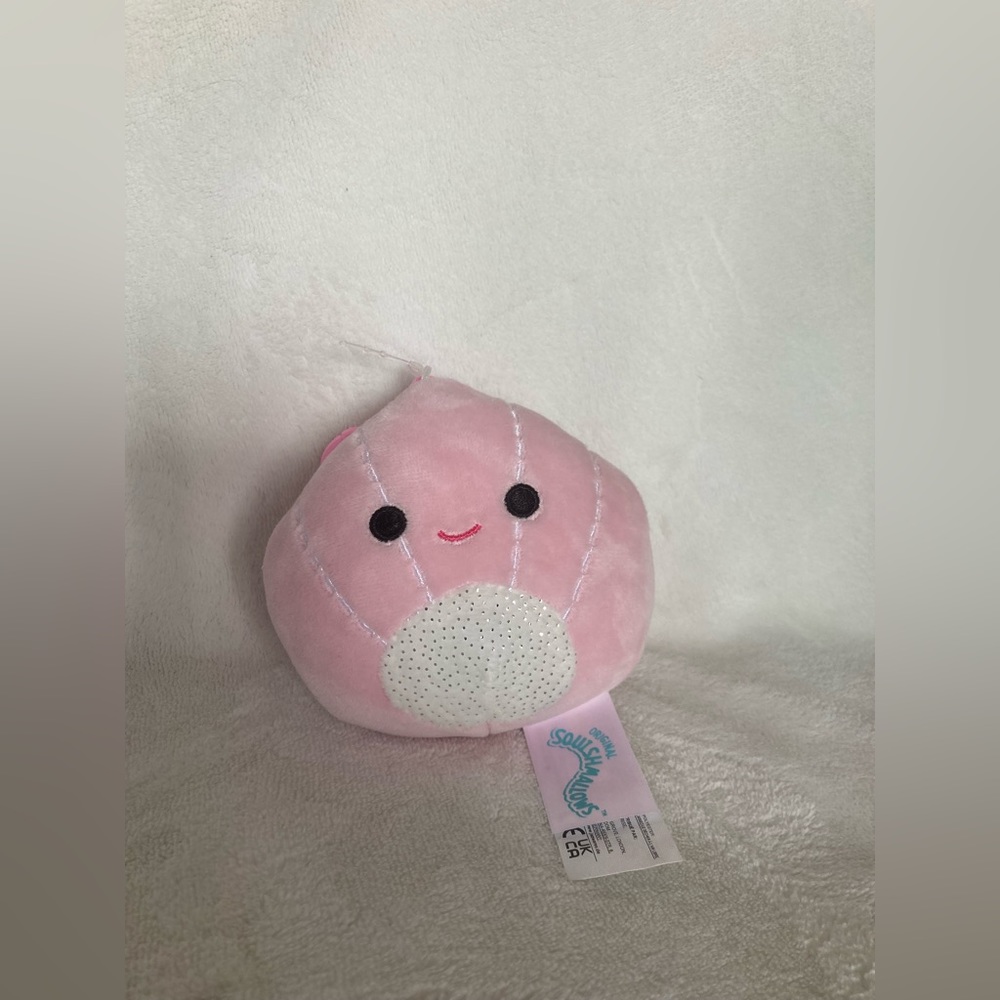 Aicha Shell Squishmallow Clip